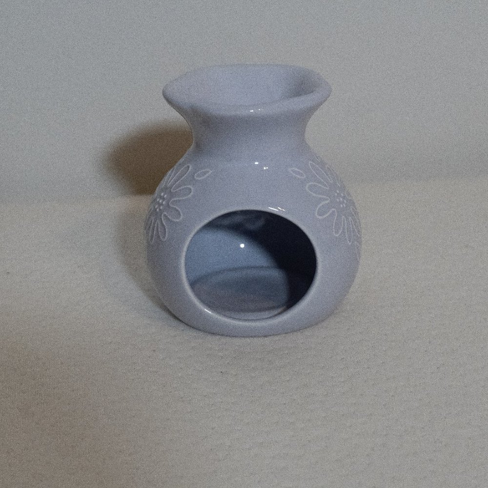 The Body Shop Tea Light Oil diffuser and wax melter